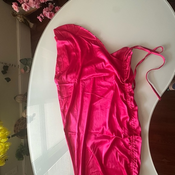 Vibrant Pink Satin Dress - Picture 3 of 3